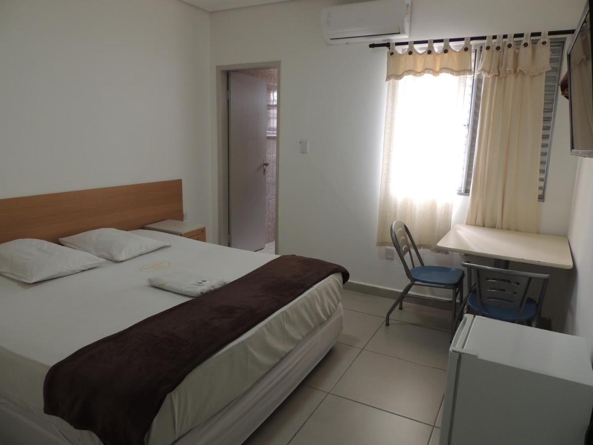 Hotel Ourinhos - Centro De Sao Paulo - Proximo 25 De Marco E Bras المظهر الخارجي الصورة